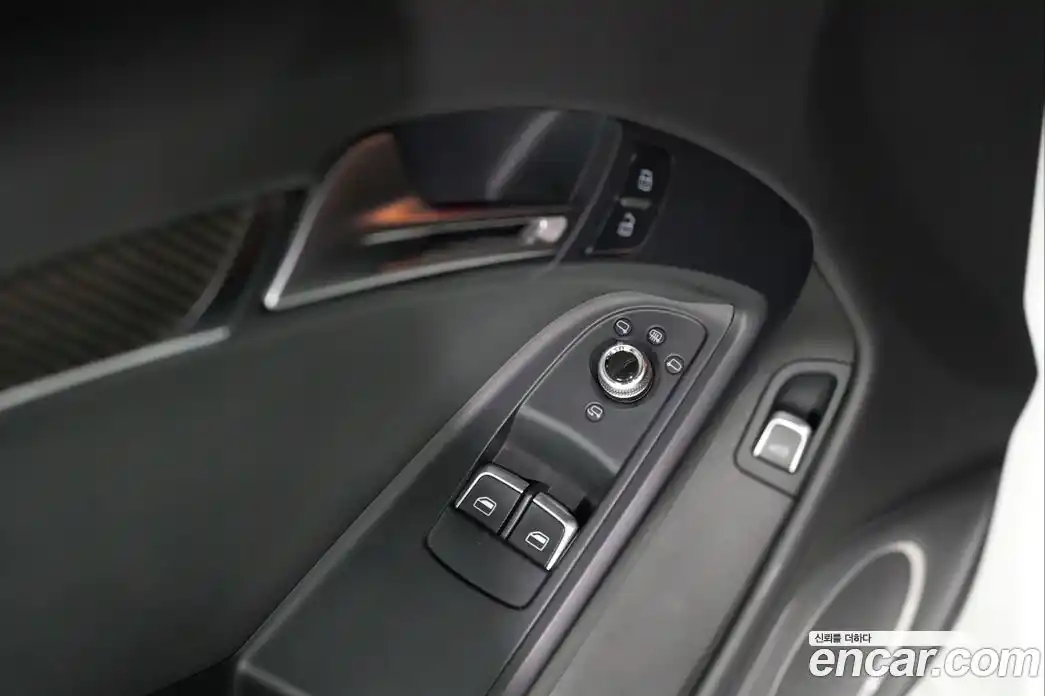 Audi RS5 2014 4.2 гидро в Москве № 1763443, фото 13