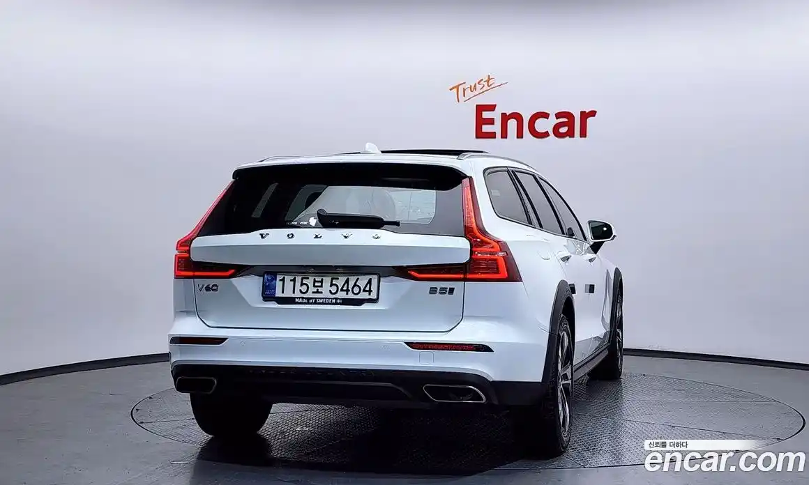 Volvo V60 2021 2.0 гидро в Москве № 1763553, фото 4