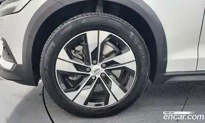 Volvo V60 2021 2.0 гидро в Москве № 1763553, миниатюра 5