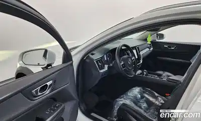 Volvo V60 2021 2.0 гидро в Москве № 1763553, миниатюра 10