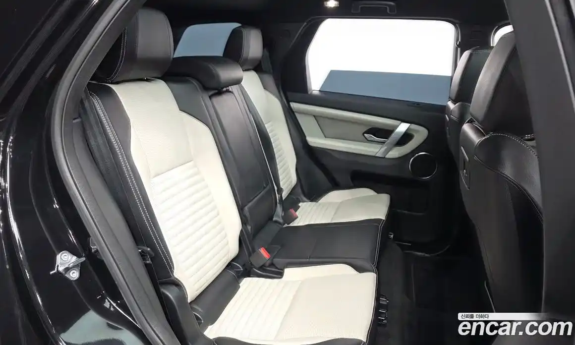 Land Rover Discovery Sport 2025 2.0 гидро в Москве № 1763961, фото 12