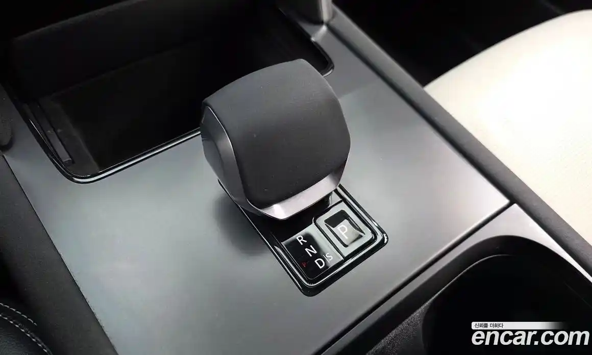 Land Rover Discovery Sport 2025 2.0 гидро в Москве № 1763961, фото 9