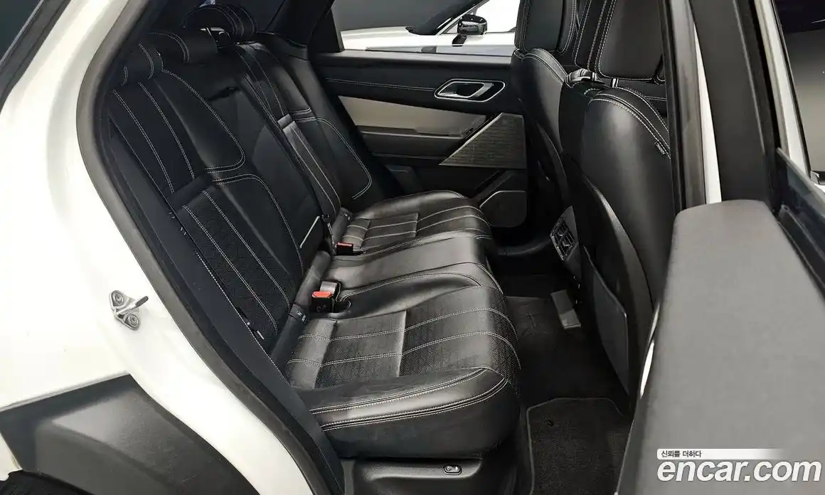 Land Rover Range-Rover Velar 2018 3.0 гидро в Москве № 1764096, фото 11