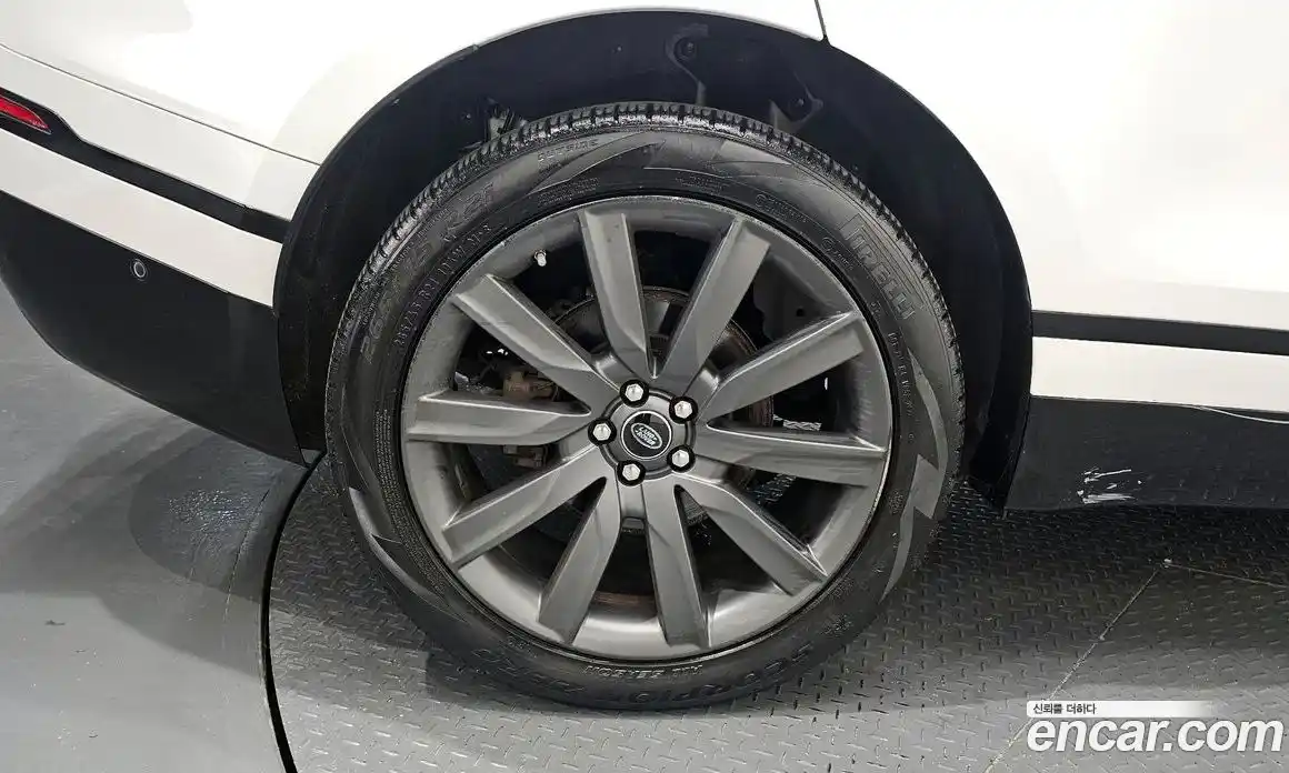 Land Rover Range-Rover Velar 2018 3.0 гидро в Москве № 1764096, фото 5