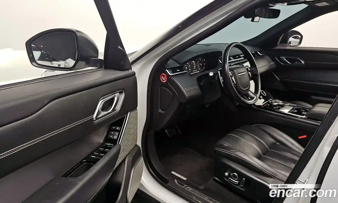 Land Rover Range-Rover Velar 2018 3.0 гидро в Москве № 1764096, фото 10