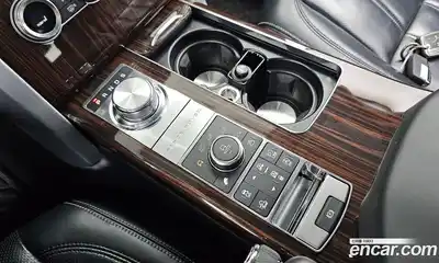 Land Rover Range-Rover 2017 4.4 гидро в Москве № 1764110, миниатюра 9