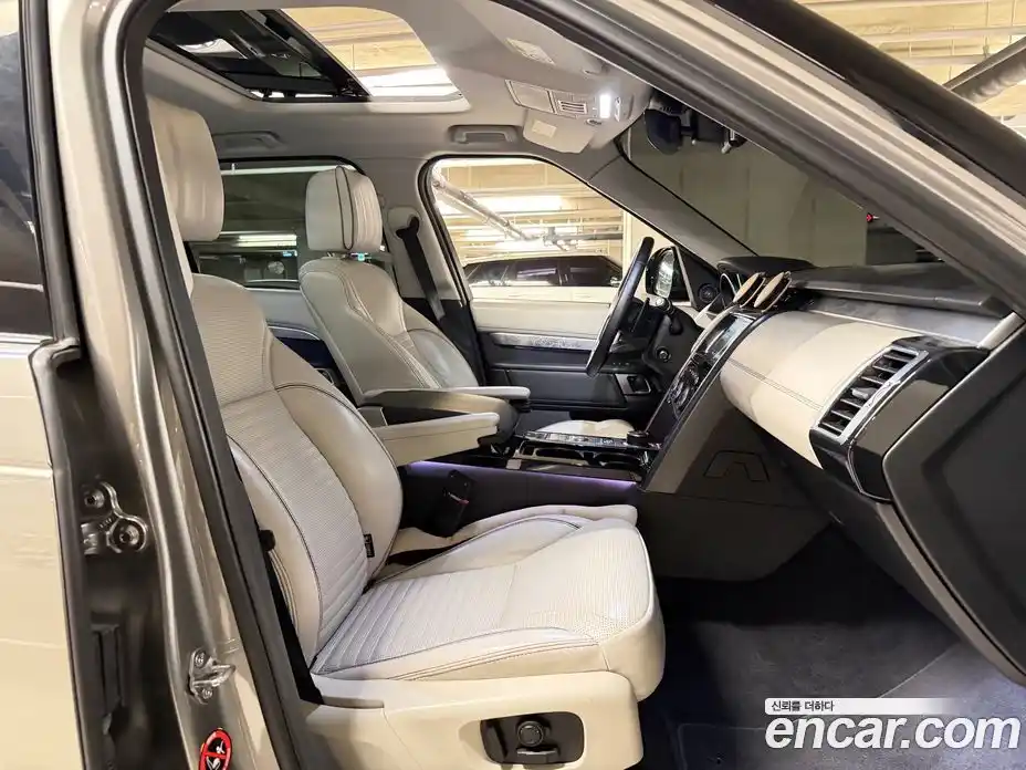Land Rover Discovery 2017 3.0 гидро в Москве № 1764184, фото 11