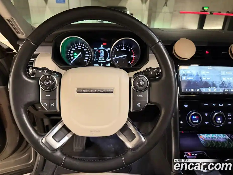 Land Rover Discovery 2017 3.0 гидро в Москве № 1764184, фото 12
