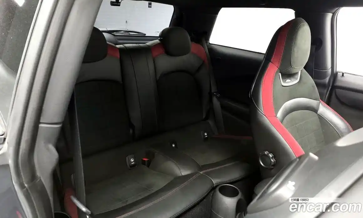 Mini Cooper 2015 2.0 гидро в Москве № 1764496, фото 11