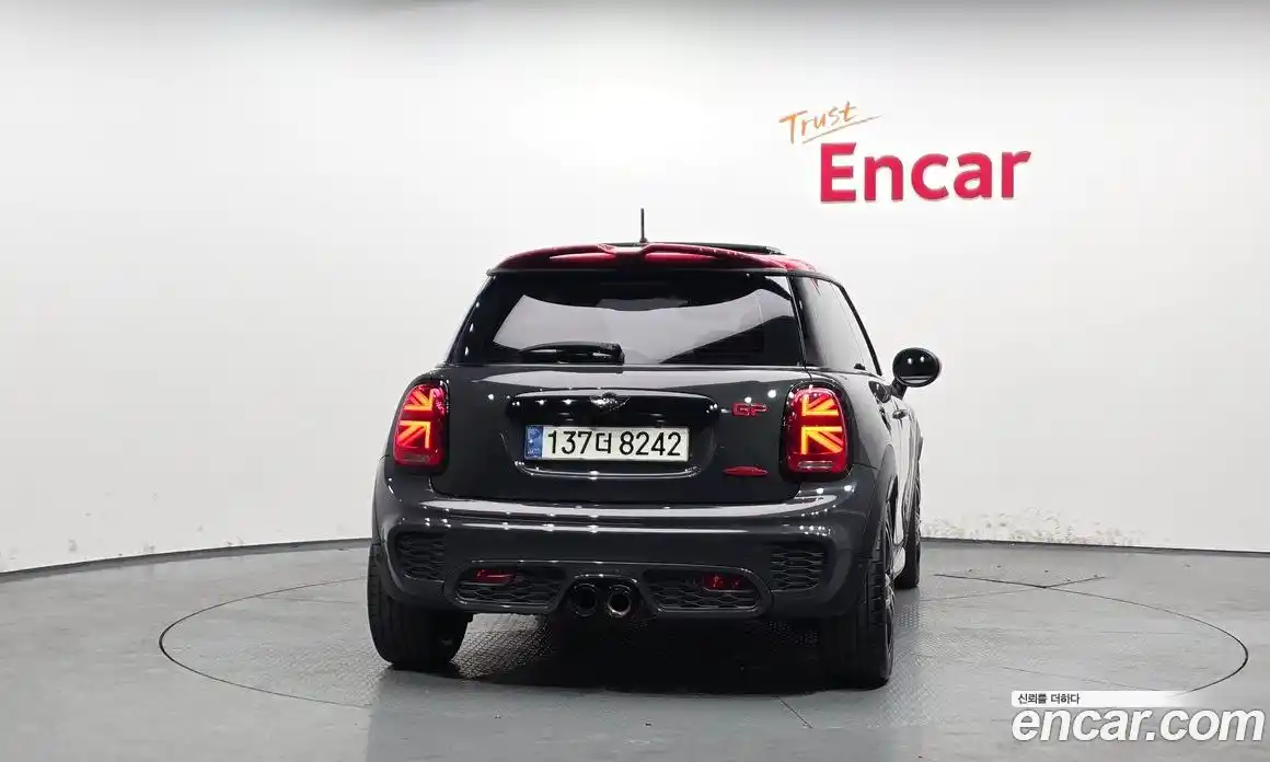 Mini Cooper 2015 2.0 гидро в Москве № 1764496, фото 4