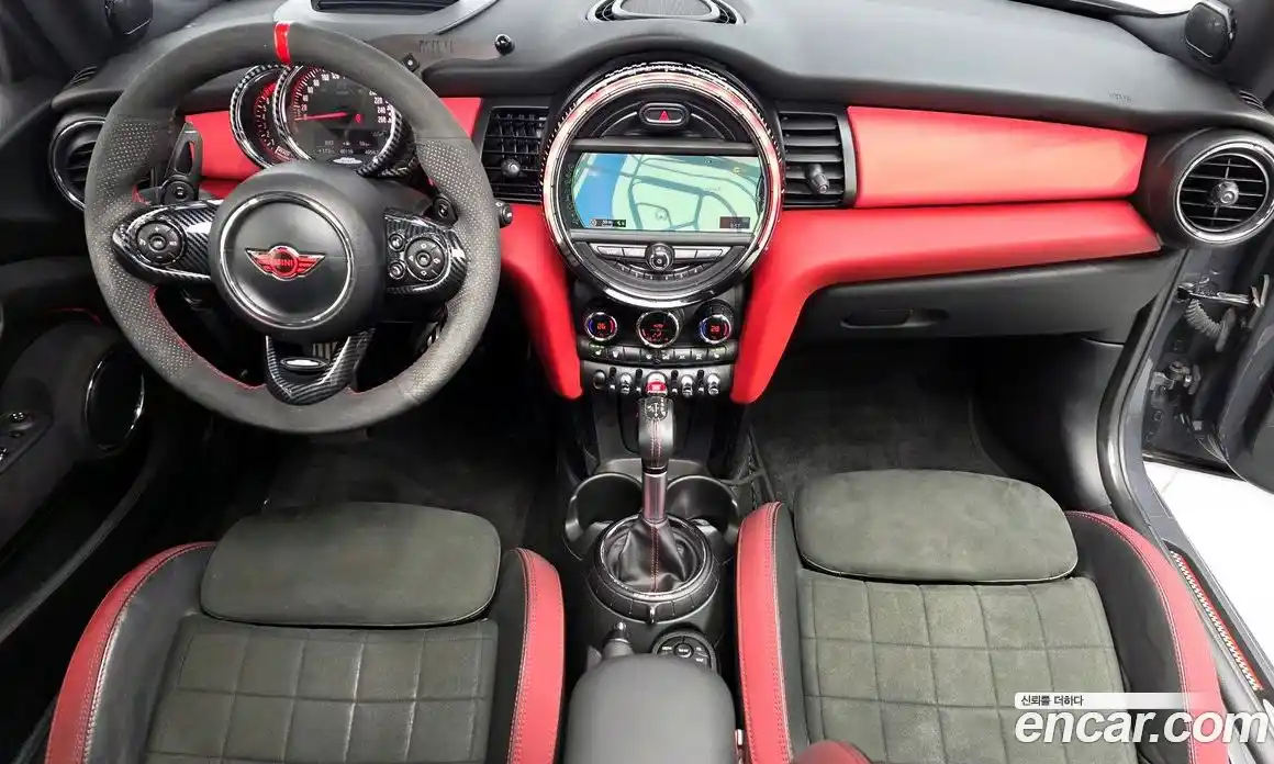 Mini Cooper 2015 2.0 гидро в Москве № 1764496, фото 7