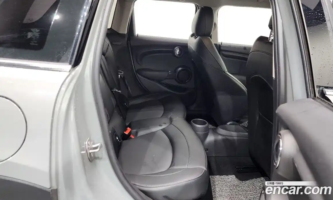 Mini Cooper 2015 1.5 гидро в Москве № 1764503, фото 11