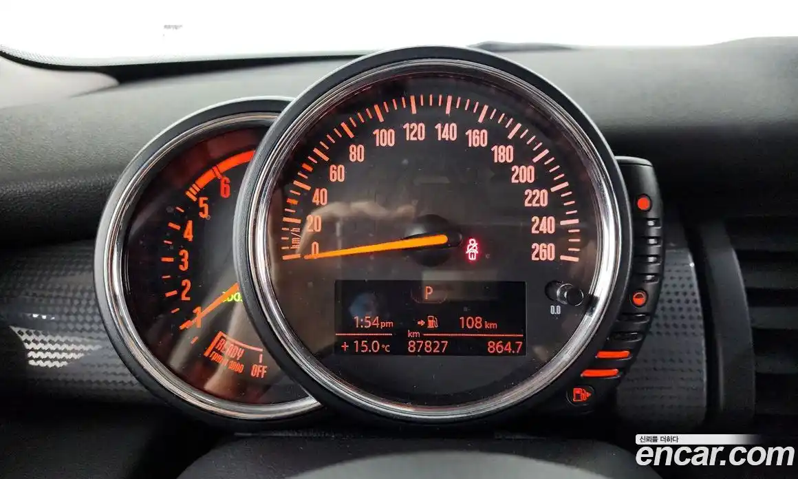 Mini Cooper 2015 1.5 гидро в Москве № 1764503, фото 8