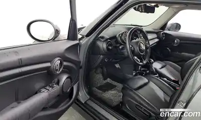 Mini Cooper 2015 1.5 гидро в Москве № 1764503, миниатюра 10