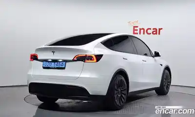 Tesla Model Y RWD