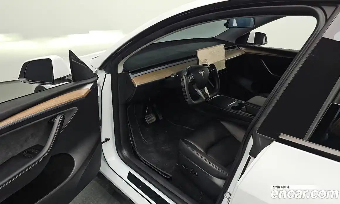 Tesla Model Y 2023 0.2 гидро в Москве № 1764759, фото 9