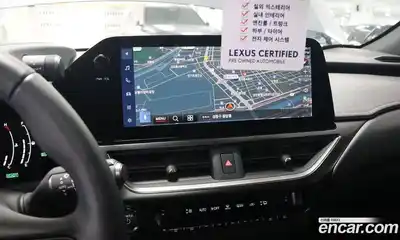 Lexus UX 2025 2.0 вариатор в Москве № 1764980, миниатюра 11