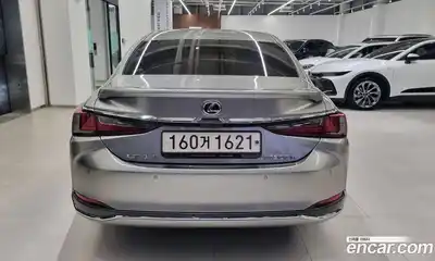 Lexus ES 2021 2.5 вариатор в Москве № 1765000, миниатюра 4