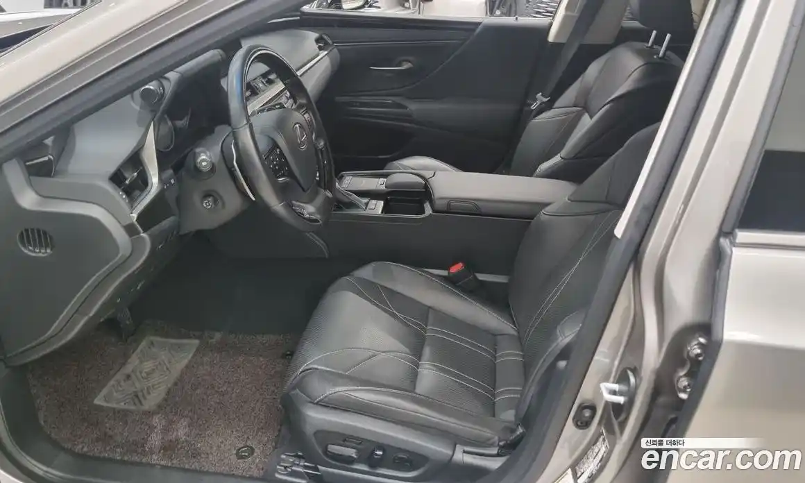 Lexus ES 2021 2.5 вариатор в Москве № 1765000, фото 10