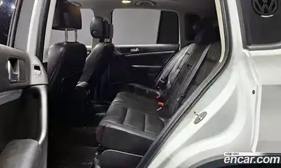 Volkswagen Tiguan 2015 2.0 гидро в Москве № 1765272, миниатюра 12