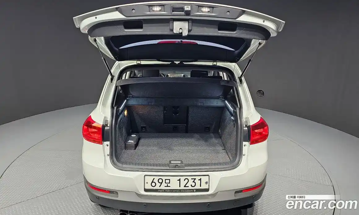 Volkswagen Tiguan 2015 2.0 гидро в Москве № 1765272, фото 19