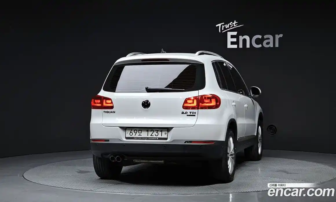 Volkswagen Tiguan 2015 2.0 гидро в Москве № 1765272, фото 4
