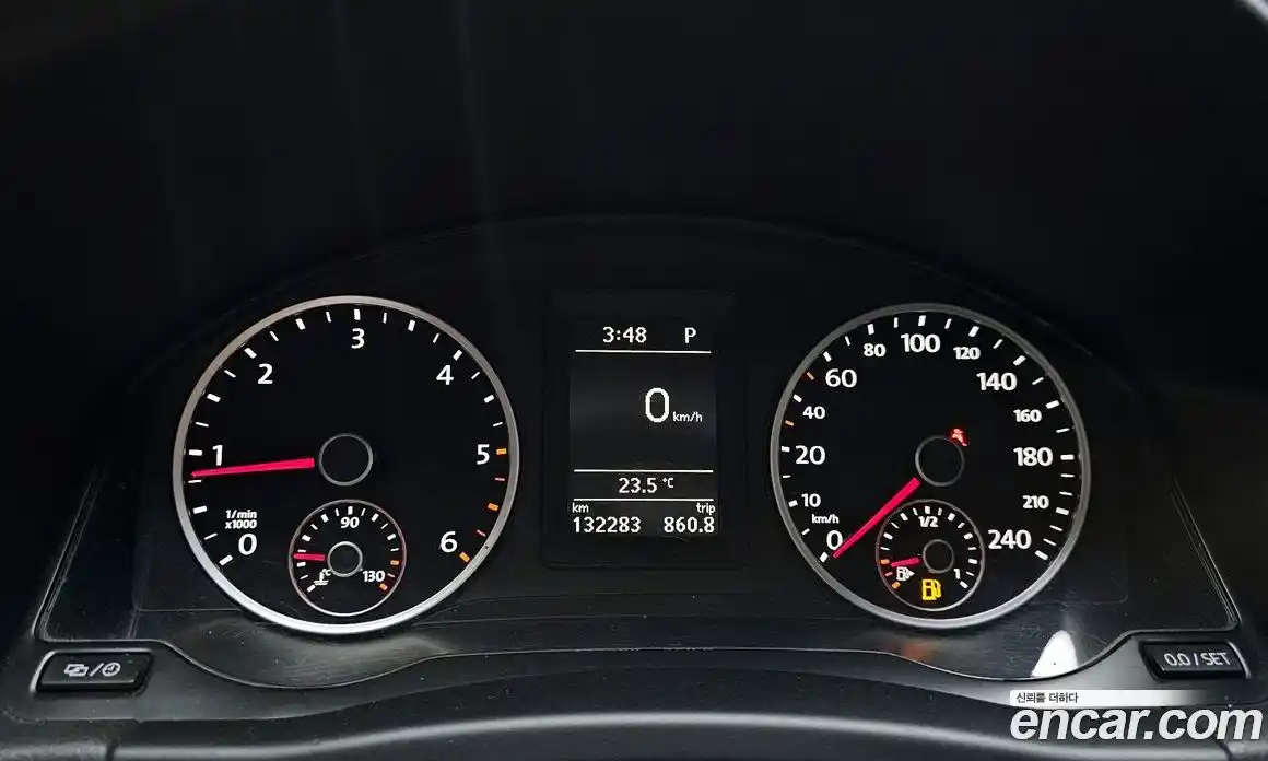 Volkswagen Tiguan 2015 2.0 гидро в Москве № 1765272, фото 8
