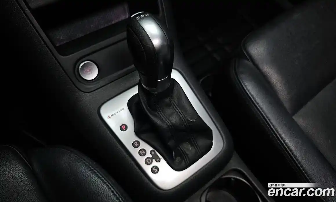 Volkswagen Tiguan 2015 2.0 гидро в Москве № 1765272, фото 9