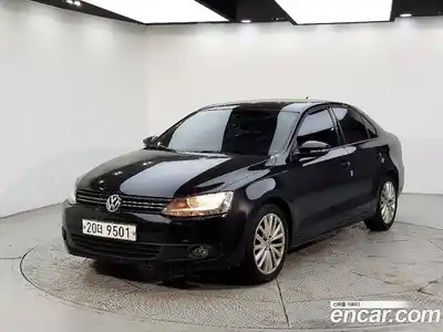 Volkswagen Jetta, 2012