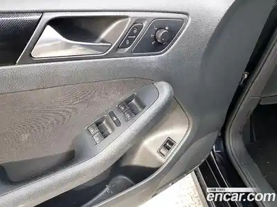 Volkswagen Jetta 2012 1.6 гидро в Москве № 1765408, миниатюра 11