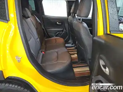 Jeep Renegade 2023 1.3 гидро в Москве № 1765459, миниатюра 11