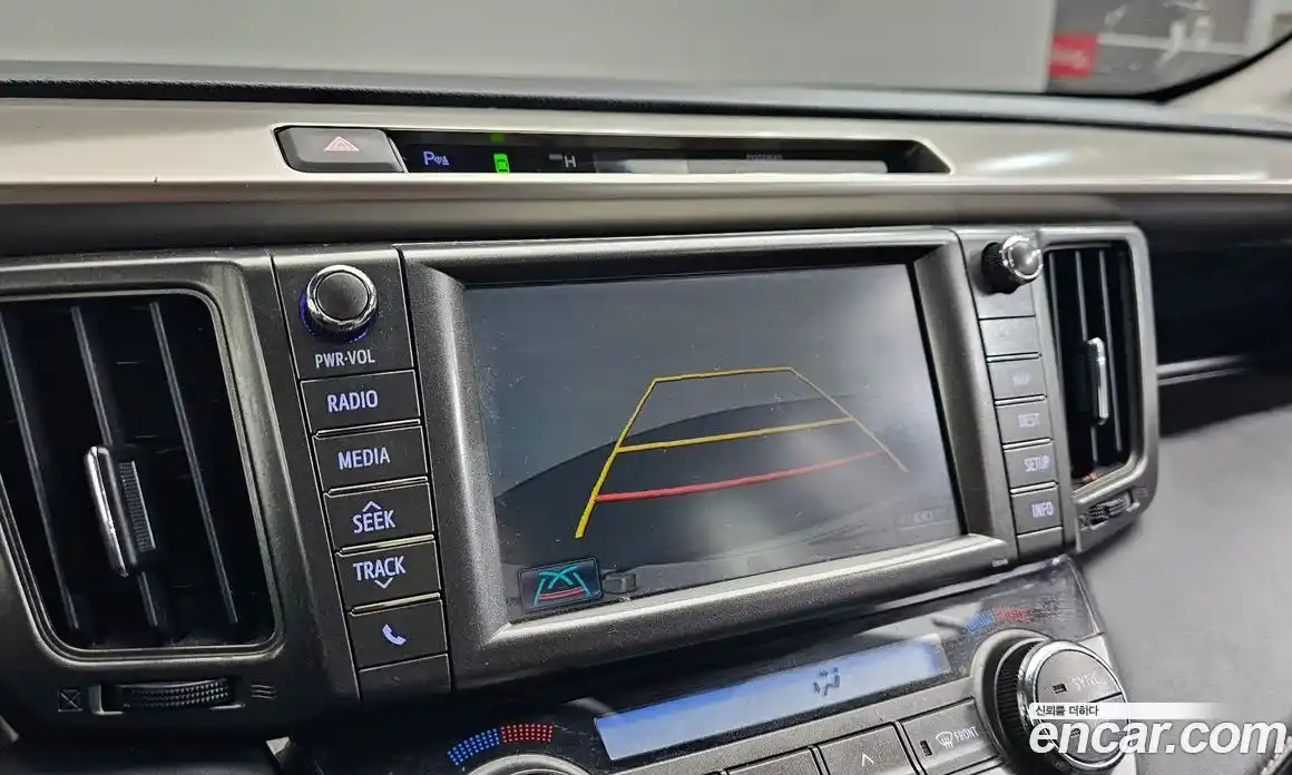 Toyota RAV4 2014 2.5 гидро в Москве № 1766942, фото 16