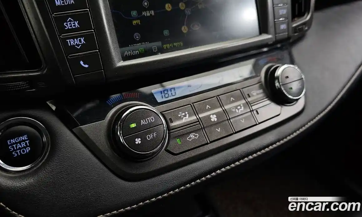 Toyota RAV4 2014 2.5 гидро в Москве № 1766942, фото 18