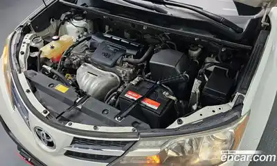 Toyota RAV4 2014 2.5 гидро в Москве № 1766942, миниатюра 6