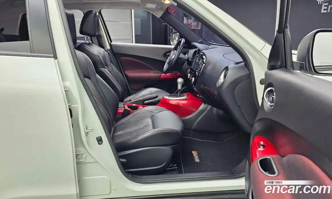 Nissan Juke 2015 1.6 гидро в Москве № 1771246, фото 11