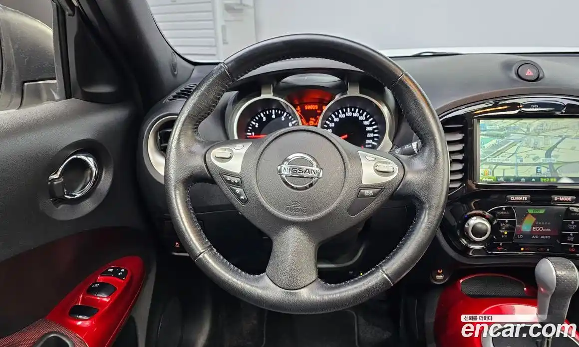 Nissan Juke 2015 1.6 гидро в Москве № 1771246, фото 13