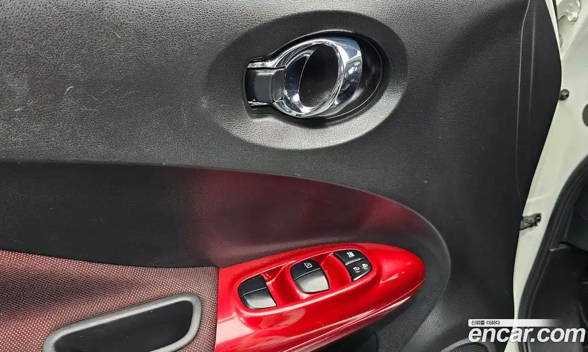 Nissan Juke 2015 1.6 гидро в Москве № 1771246, фото 16