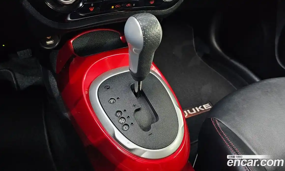 Nissan Juke 2015 1.6 гидро в Москве № 1771246, фото 9
