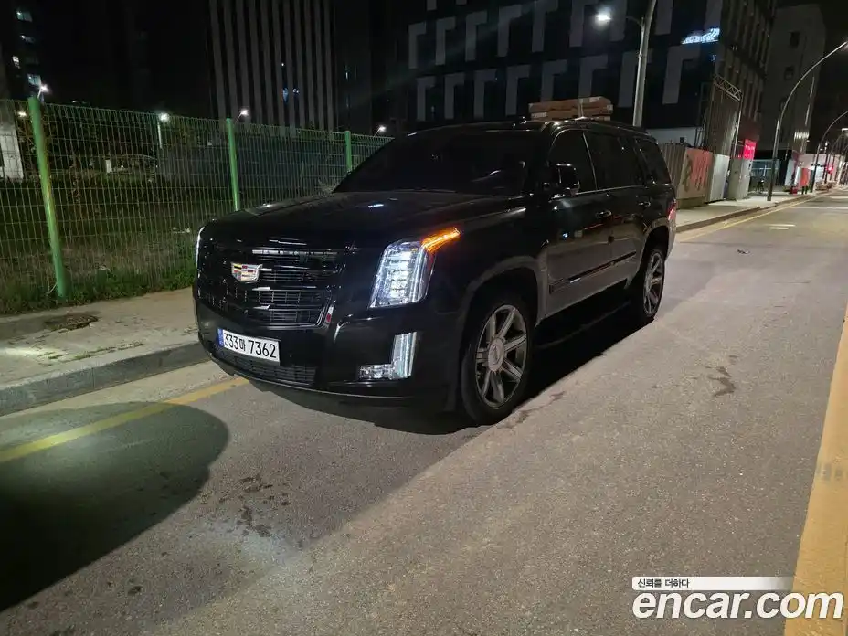 Cadillac Escalade 2017 6.2 гидро в Москве № 1771708, фото 3