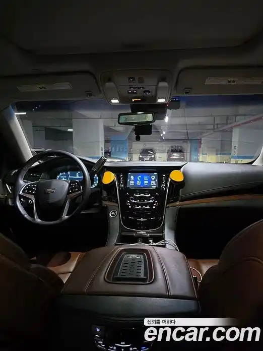 Cadillac Escalade 2017 6.2 гидро в Москве № 1771708, фото 4