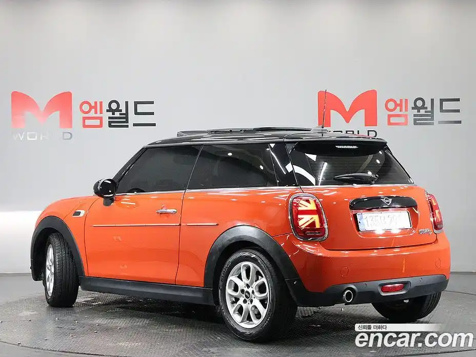 Mini Cooper 2019 1.5 гидро в Москве № 181798, фото 3