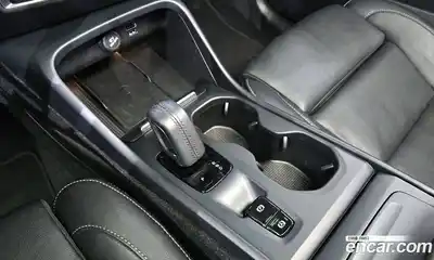 Volvo XC40 2020 2.0 гидро в Москве № 197040, миниатюра 9