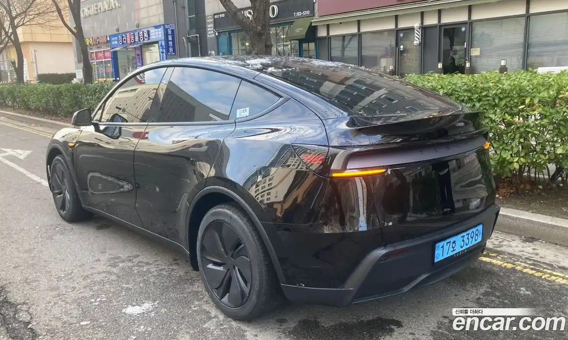Tesla Model Y 2025 гидро, фото 4