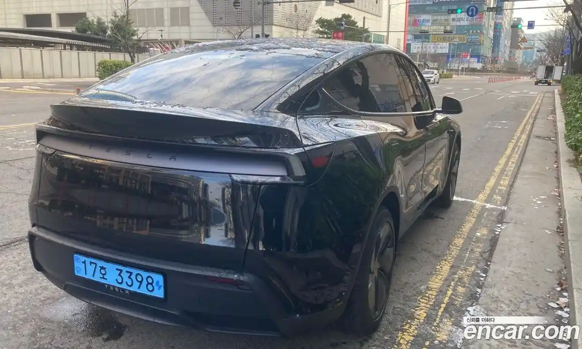 Tesla Model Y 2025 гидро, фото 5