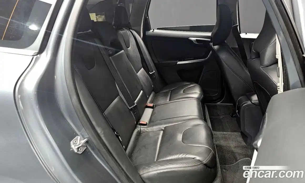 Volvo XC60 2017 2.0 гидро в Москве № 201187, фото 12