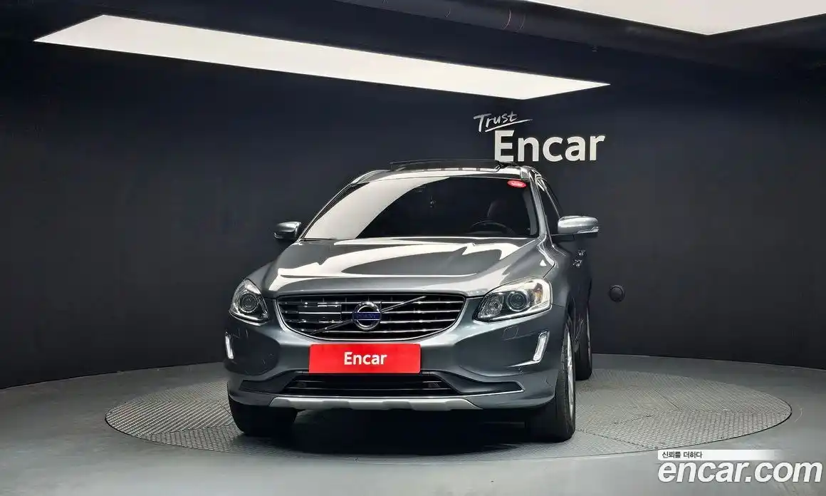 Volvo XC60 2017 2.0 гидро в Москве № 201187, фото 3