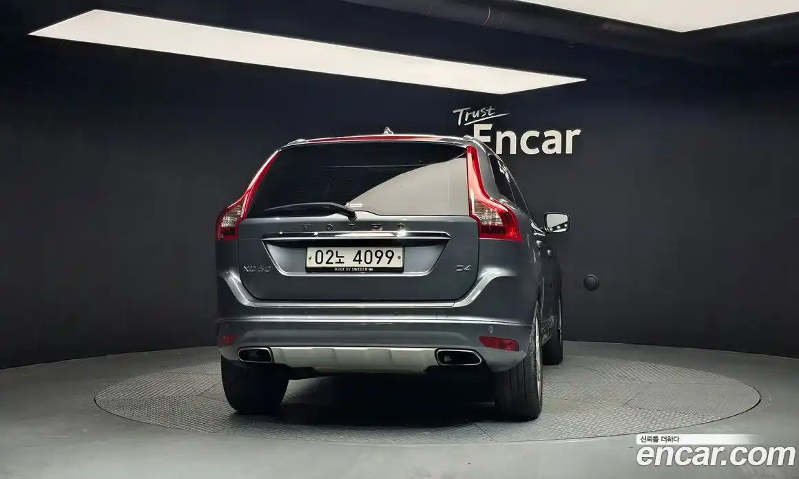 Volvo XC60 2017 2.0 гидро в Москве № 201187, фото 4