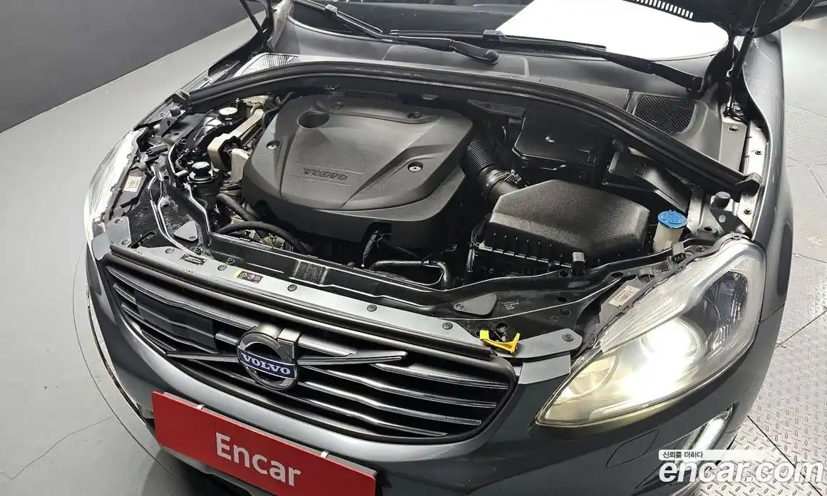 Volvo XC60 2017 2.0 гидро в Москве № 201187, фото 6
