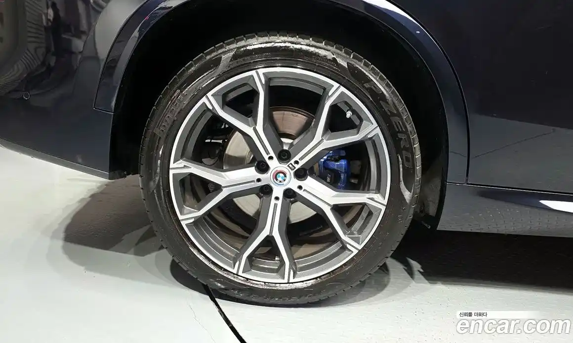 BMW X5 2023 3.0 гидро в Москве № 210711, фото 5