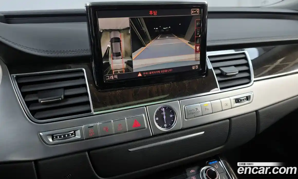 Audi A8 2015 4.0 гидро в Москве № 212504, фото 15